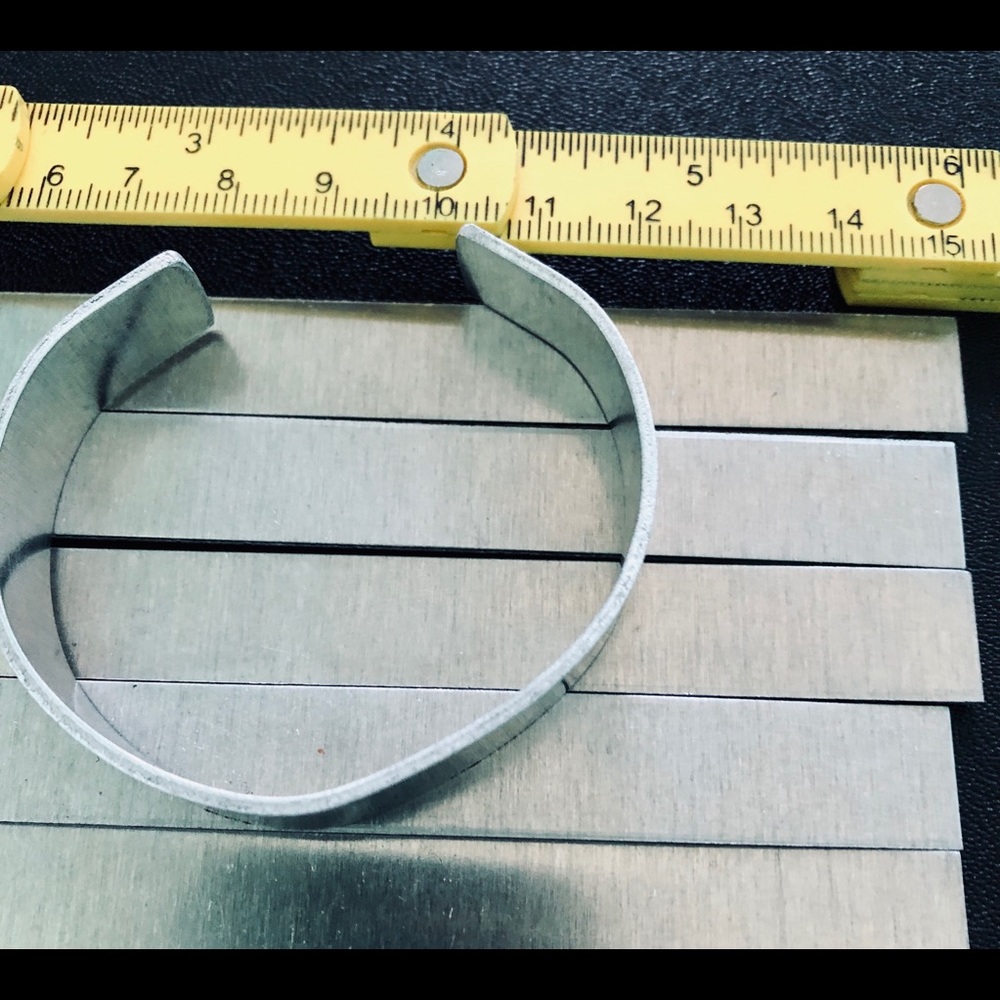 Bracelet Blanks (for stamping or decorating Aluminum IMPRESSART 5 Bracelets - Picture 3 of 7